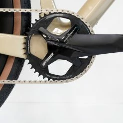 VELO GRAVEL STAJVELO ROCA SRAM RIVAL AXS 11 VELO GRAVEL STAJVELO ROCA SRAM RIVAL AXS -Promos ÉQUIPEMENTS VELO Boutique 4v5a9898