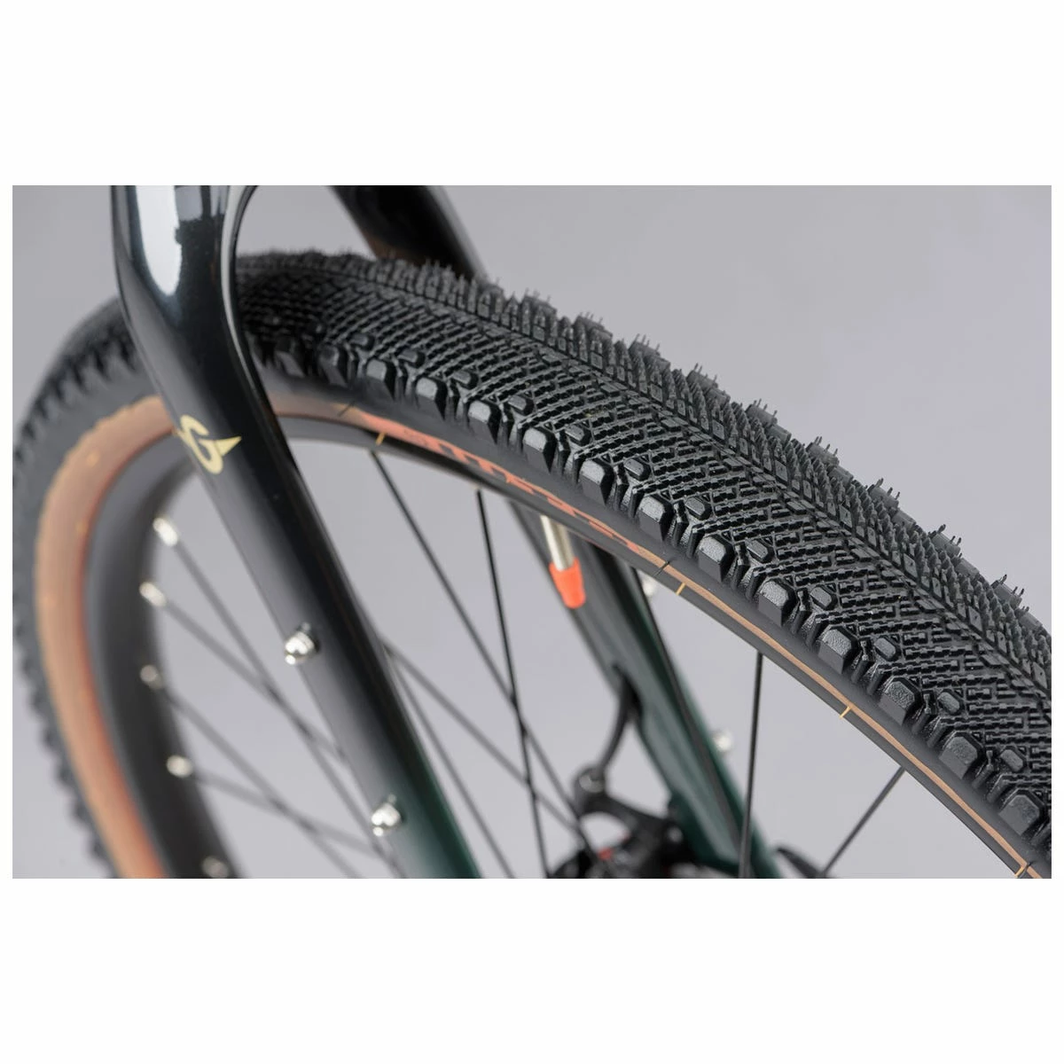 VELO GRAVEL GENESIS FUGIO 10 4 VELO GRAVEL GENESIS FUGIO 10 – Image 4