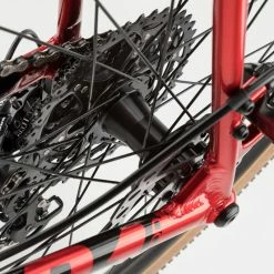 VELO GRAVEL OCTANE ONE GRIDD 2 RED 2021 9 VELO GRAVEL OCTANE ONE GRIDD 2 RED 2021 -Promos ÉQUIPEMENTS VELO Boutique gridd 2 red 7 1024x682 1